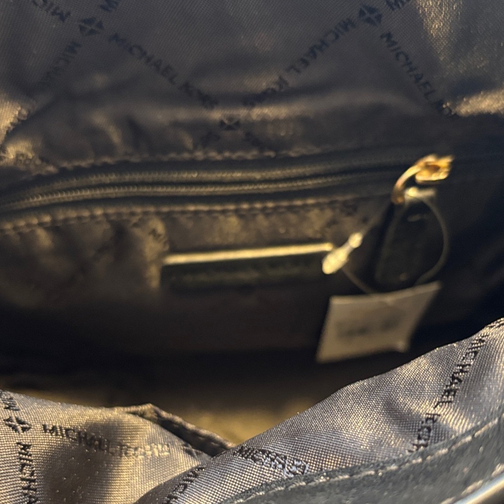 Michael Kors Black Crossbody Bag with Gold Logo - Picture 6 of 9